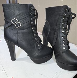High heel Boots